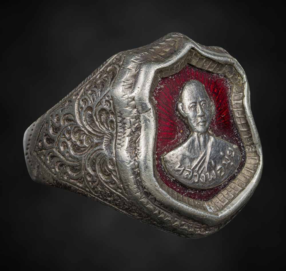 แหวนเงินหลวงพ่อมุ่ยลงยาแดง