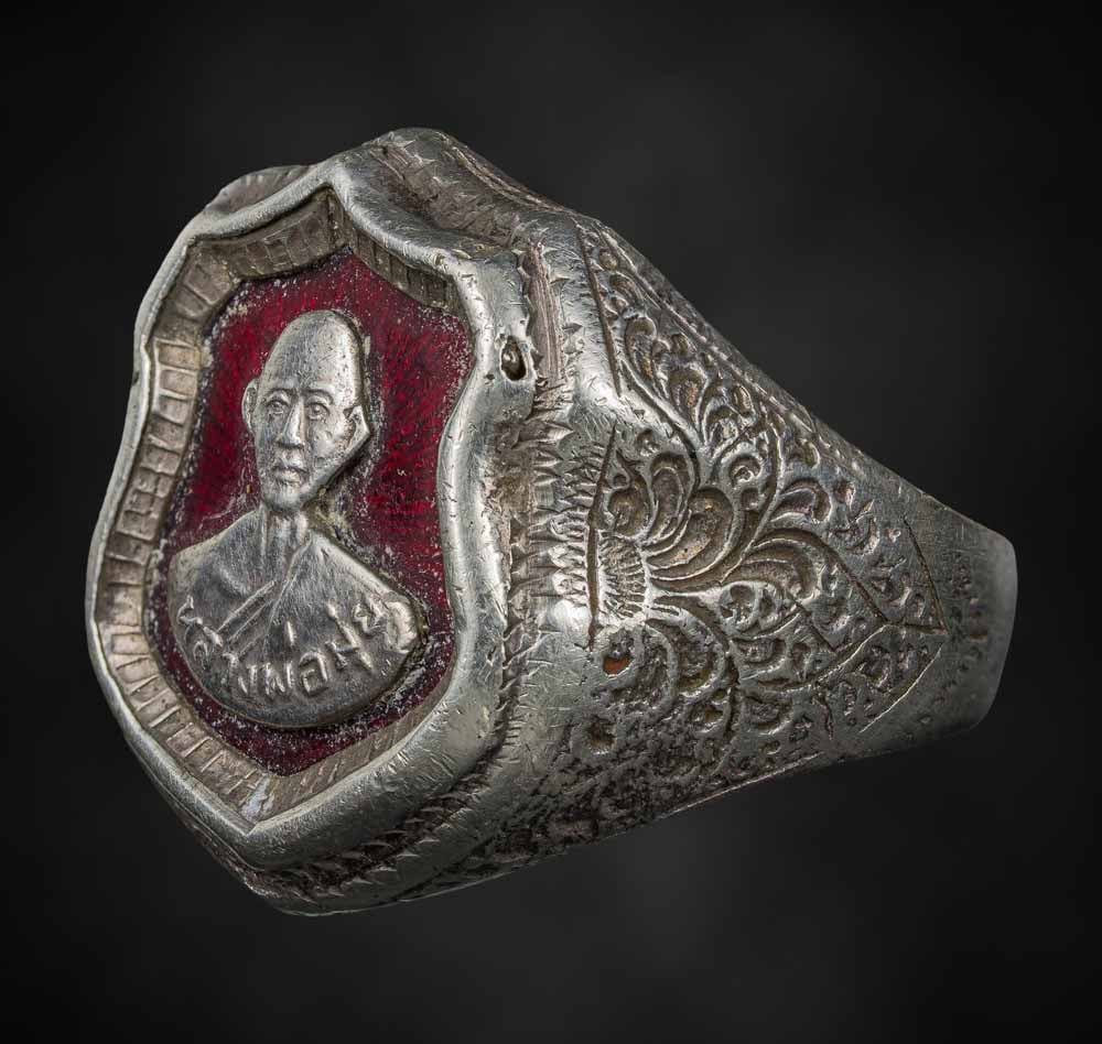 แหวนเงินหลวงพ่อมุ่ยลงยาแดง