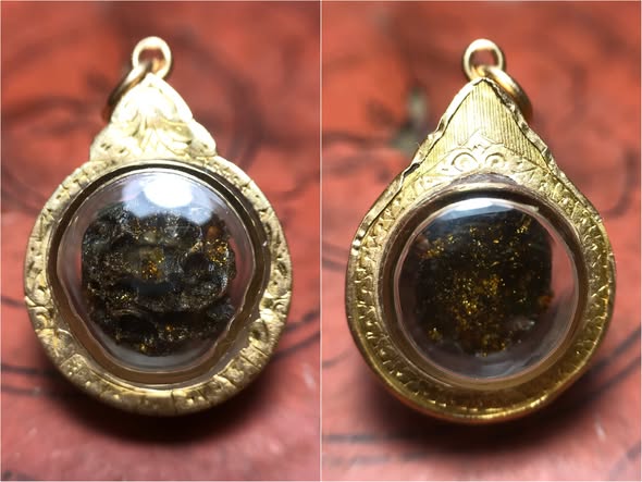 สีผึ้งพยองคำครูบาวัดไม้ฮุงเลี่ยมทองคำ