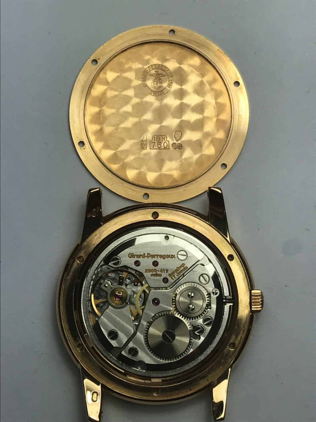 นาฬิกา​ Girard perregaux.18.k solidgold