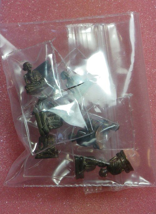 รูปหล่อจิ๋ว หลวงพ่อเกษม บารมี81 นวะ ปี35