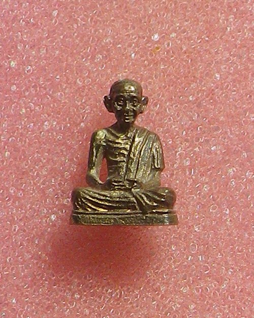 รูปหล่อจิ๋ว หลวงพ่อเกษม บารมี81 นวะ ปี35