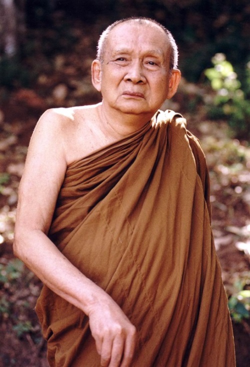 พระประวัติสมเด็จพระสังฆราช สกลมหาสังฆปริณายก