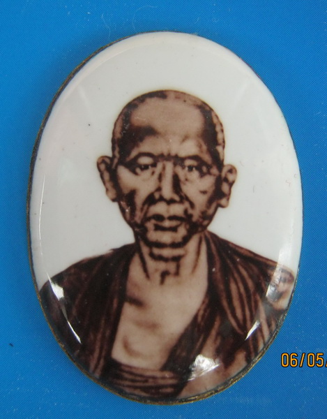 Locket : Phra Kruba Srivichai : 2552 