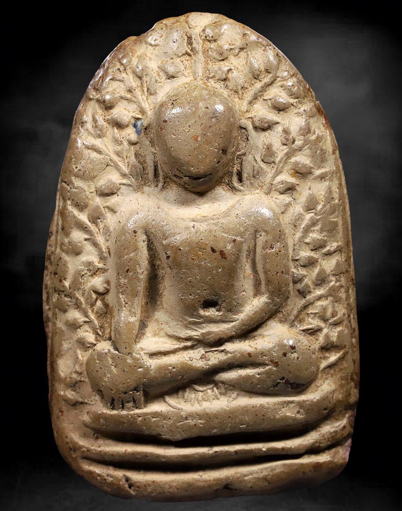พระเปิมลําพูนเสริมสร้างบารมี อายุ1300ปี