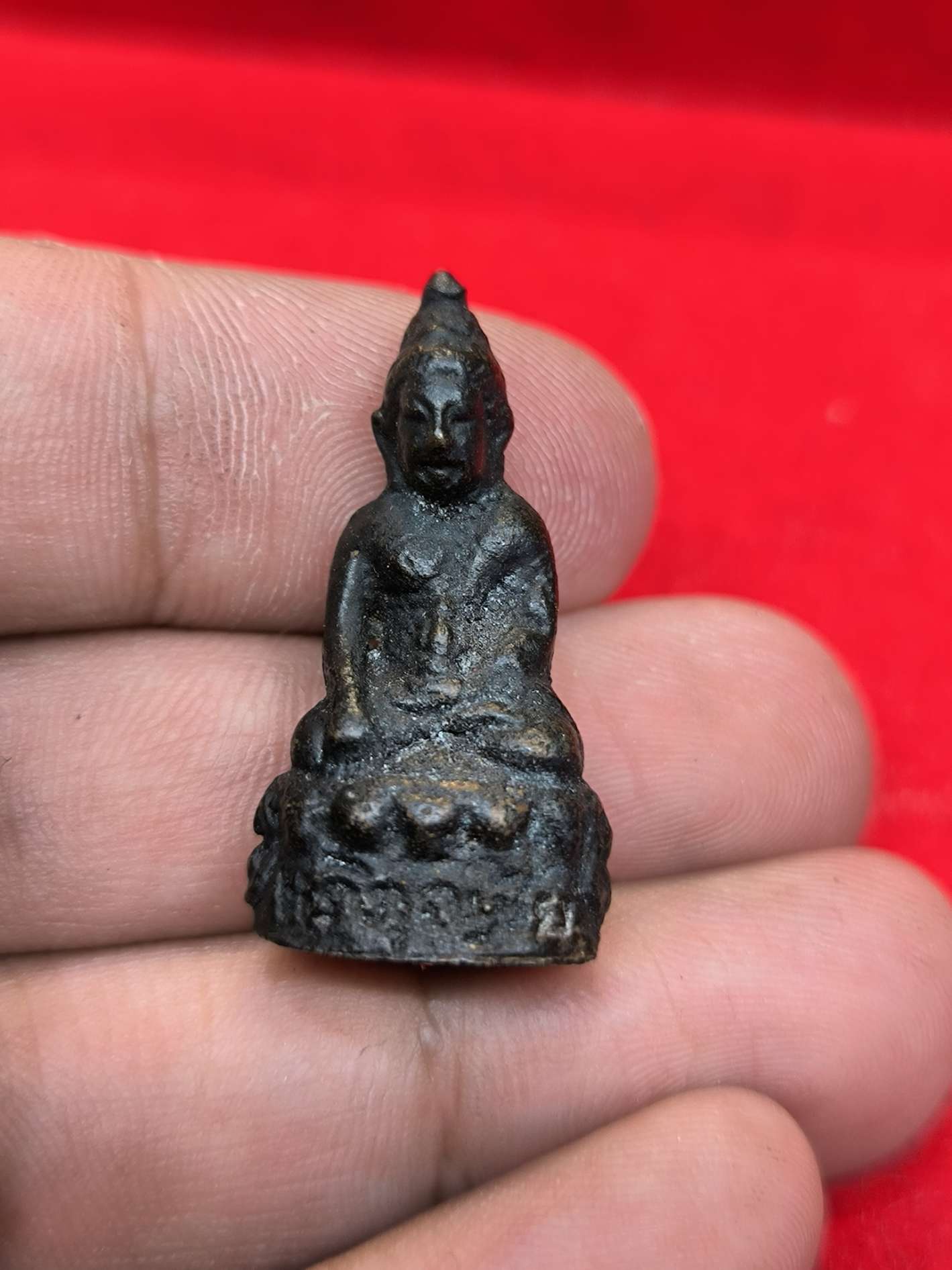 พระกริ่งหริภุญชัย ปี 12
