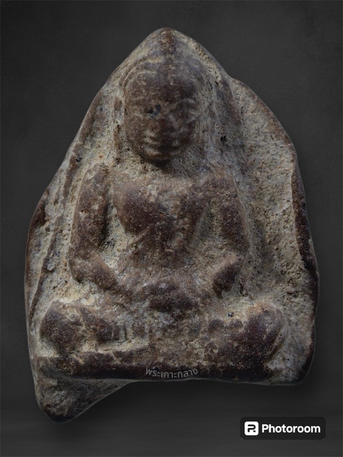 พระเชตุพนหน้าโหนก เนื้อดิน จ.กำแพงเพชร